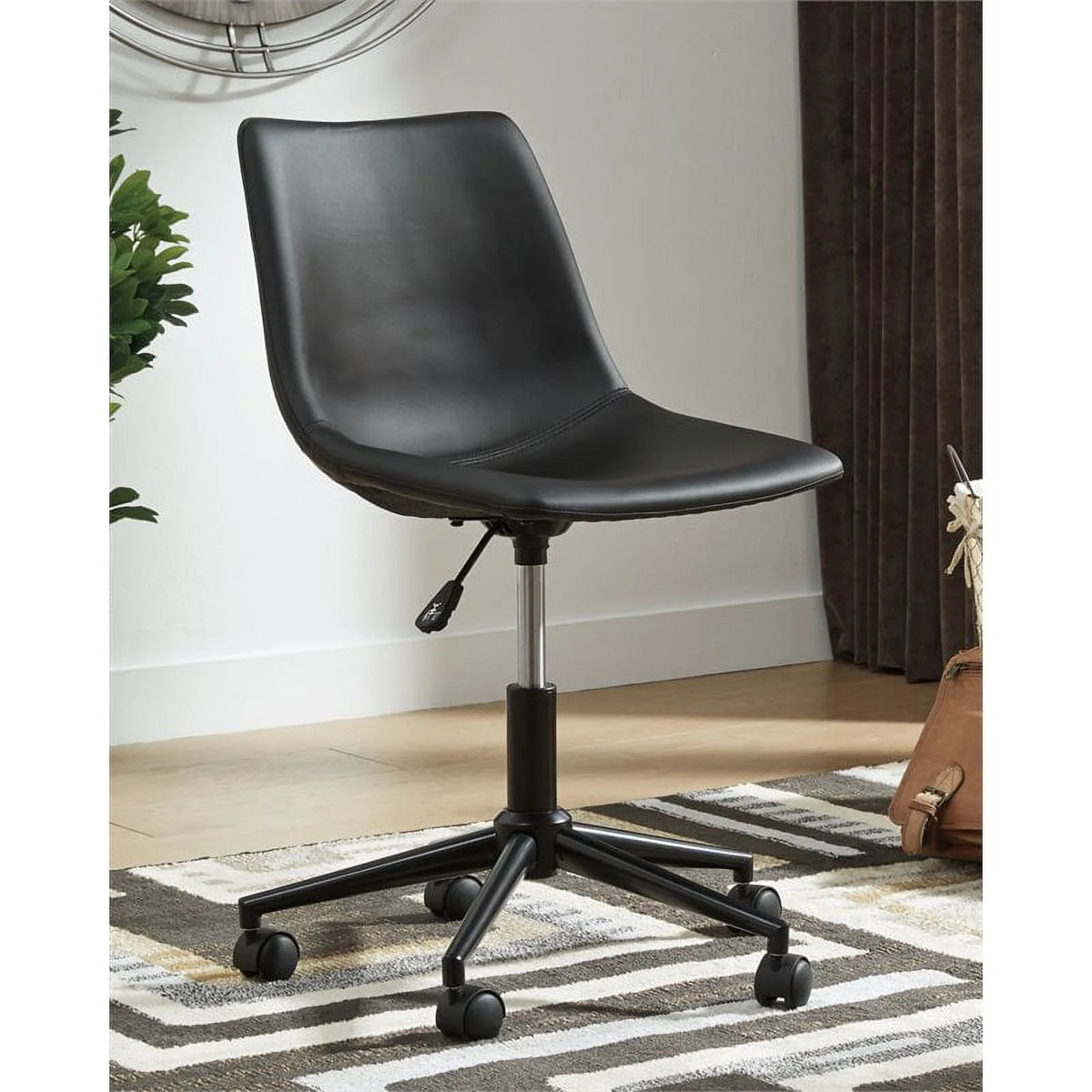 Black Faux Leather Swivel Desk Chair K2857
