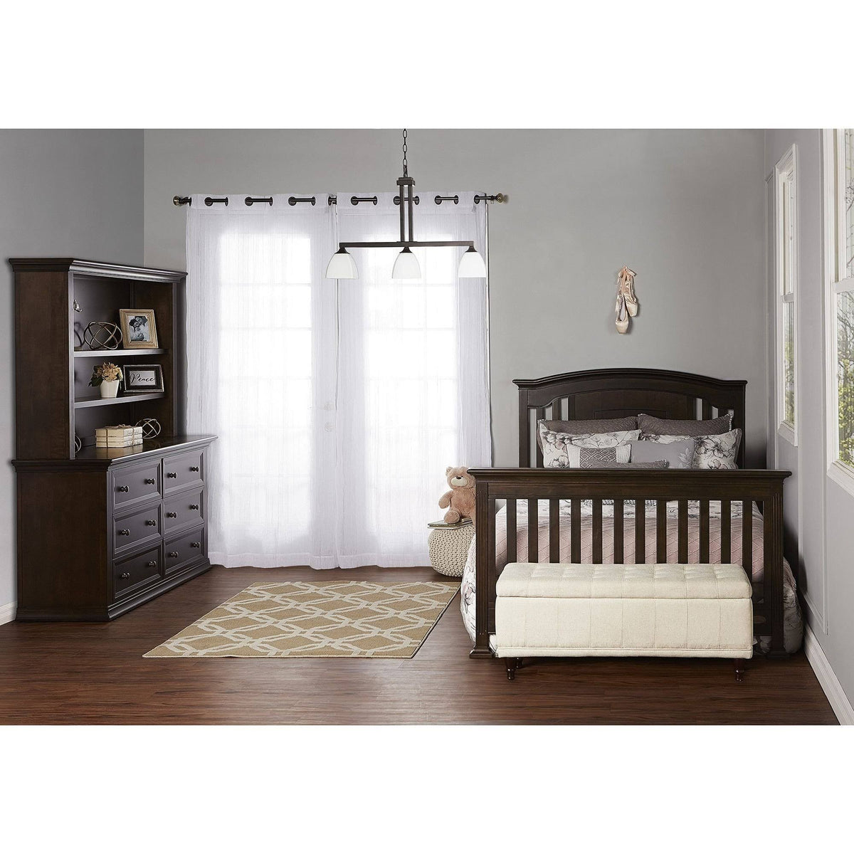 5 in 1 Convertible Crib Z3361