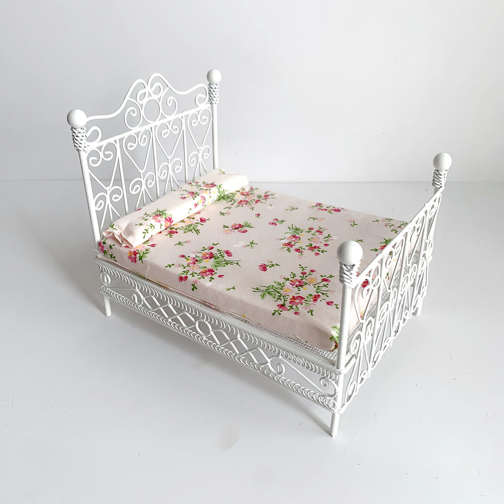Metal Mini Double Bed Dollhouse Bed B88244