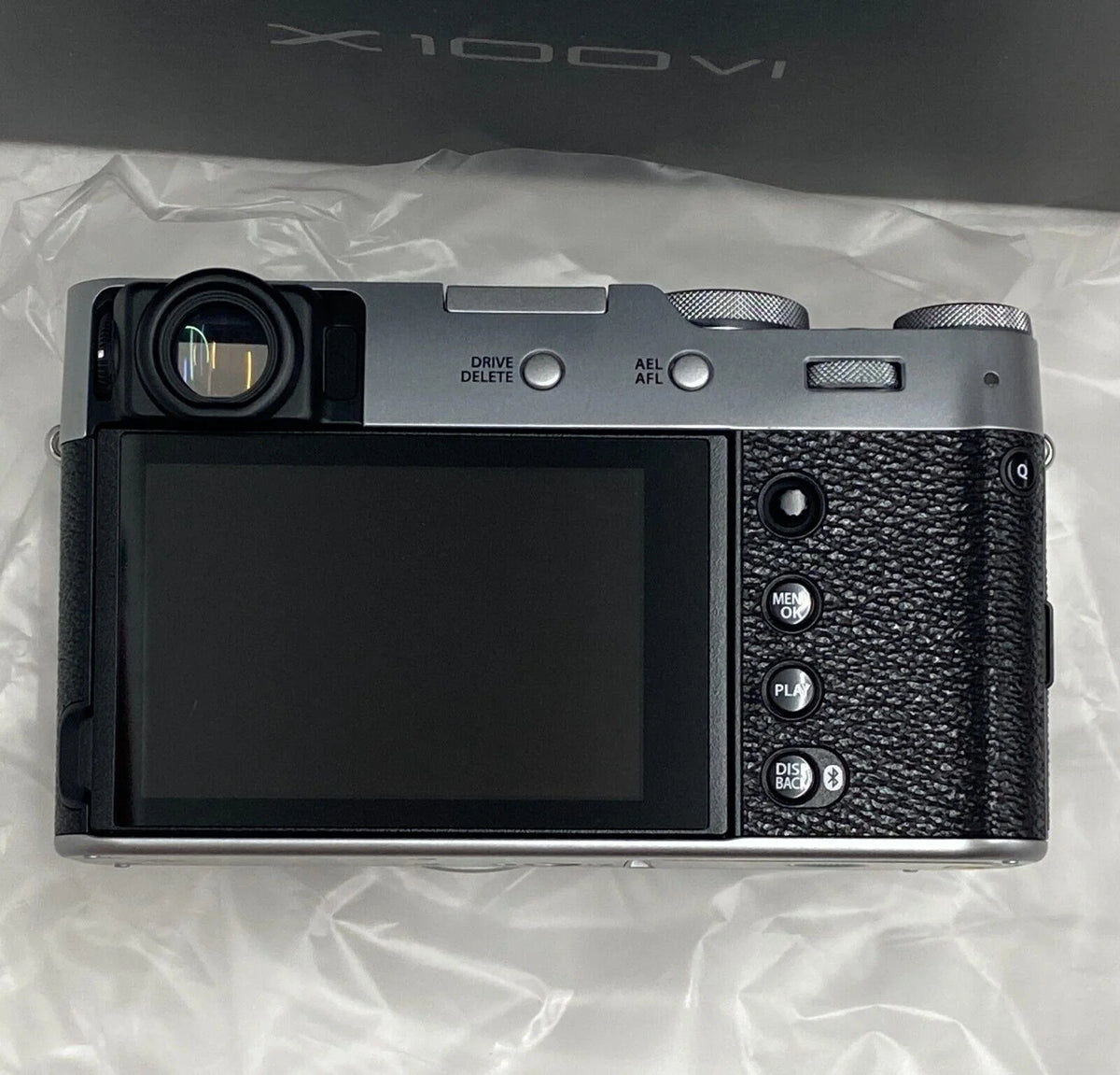 Silver 40.2MP Digital Camera O703